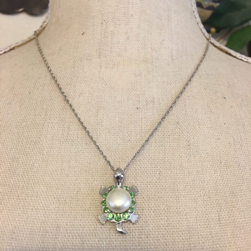 Vintage pearl & crystal turtle pendant on chain